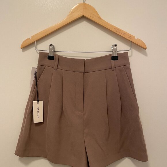 NWT Aritzia Babaton Kennedy Shorts 0 XXS Grey Taupe High Waist NEW - Picture 2 of 4